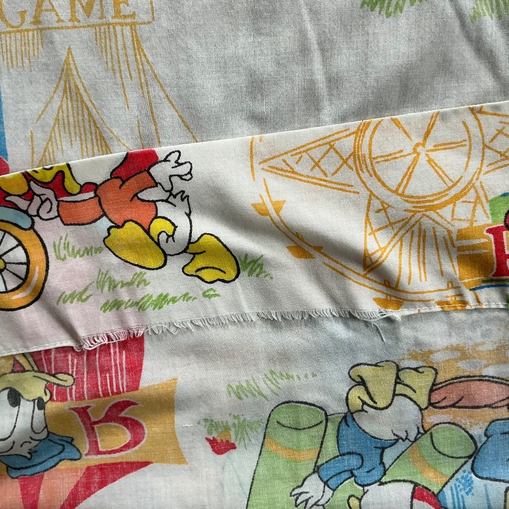 Vintage 1970’s Mickey Mouse & Friends at the Fair Twin Flat Sheet & Pillowcase - Picture 9 of 9